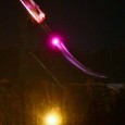 Vi markerer støtte til Rosa sløyfe-aksjonen til Kreftforeningen ved å sette rosa lys på hoppbakken. Det er Trond Evertsen som har blendet lysene i 70’n i  pastell. Se bildene og […]